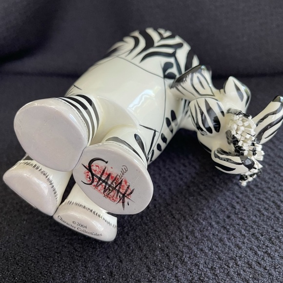 SWAK 2004 Giraffe Lynda Corneille Mug Cup - Picture 10 of 11